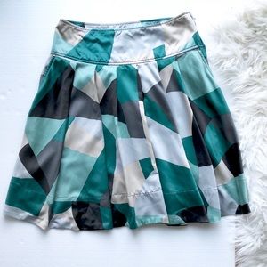 H&M Skirt w/ Pockets Knee Length Geometric A line
